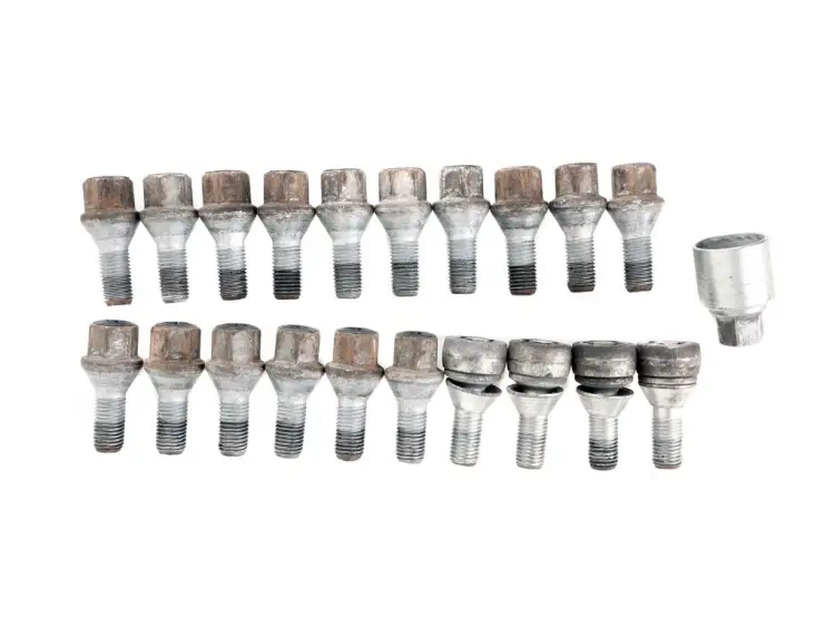 KOMPLET ŚRUB DO FELG - zaktualizować numery i opis przed przywróceniem 2