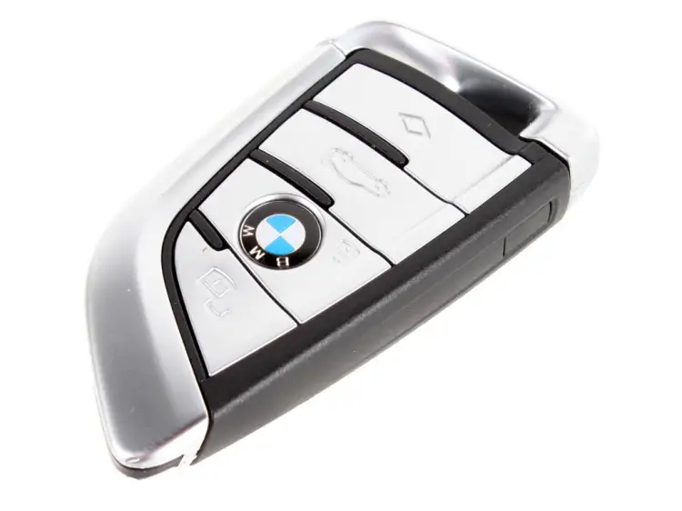 KLUCZYK PILOT KEYLESS 1