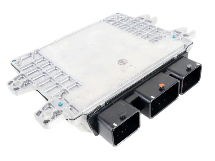 KOMPUTER STEROWNIK SILNIKA
SAMSUNG SM5 III 6