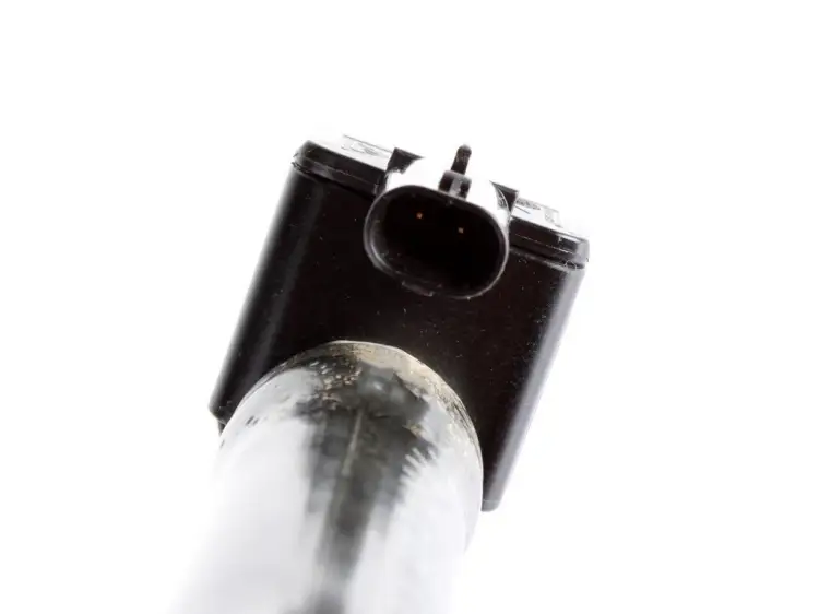 PRZEWÓD OLEJOWY TURBOSRPĘŻARKI 4