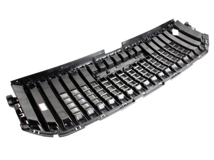 GRILL ATRAPA ZDERZAKA 4