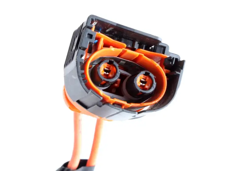 WIĄZKA PRZEWÓD WYSOKIEGO NAPIĘCIA 3