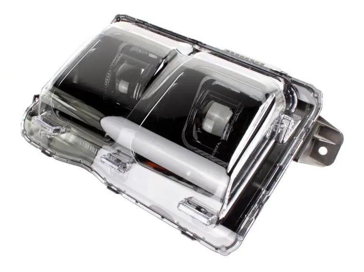 REFLEKTOR LED LAMPA LEWY PRZEDNI PRZÓD 1