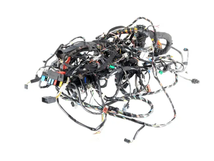WIĄZKA KOMORY SILNIKA ELEKTRYK 1