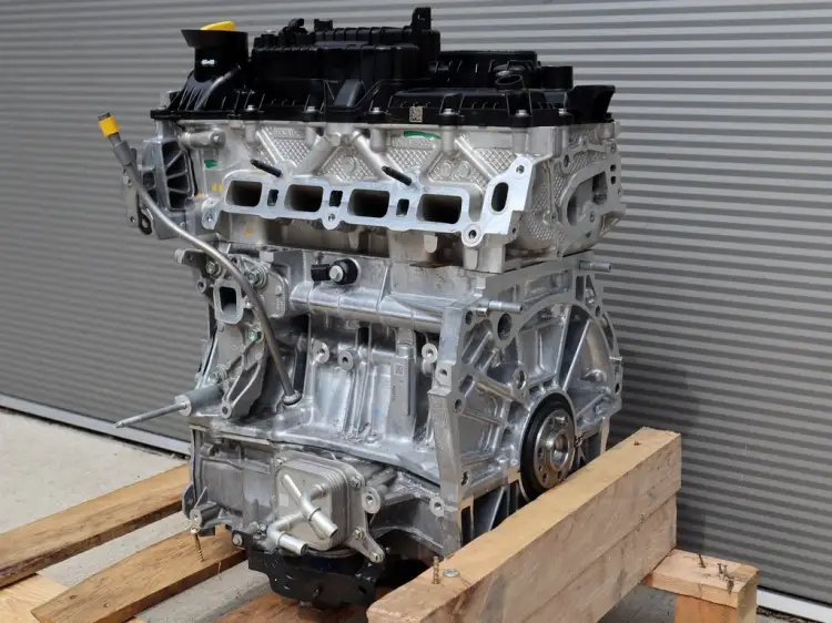 GOŁY SILNIK 1.8 E-TECH 5