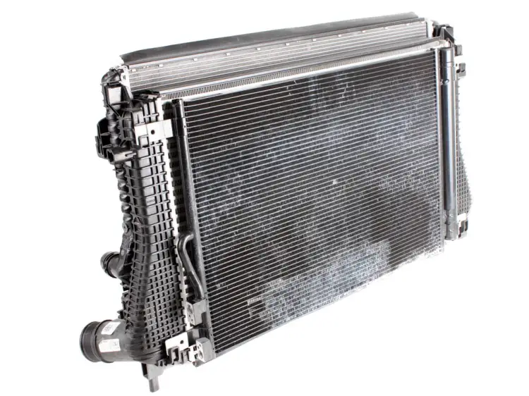 PAS PRZEDNI CHŁODNICE INTERCOOLER WENTYLATORY 2