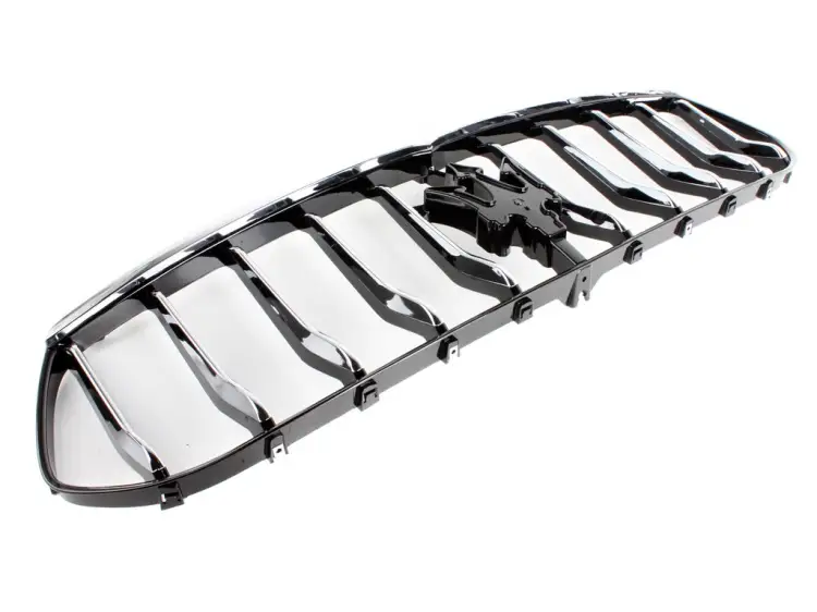 GRILL ATRAPA ZDERZAKA PRZEDNIEGO 2